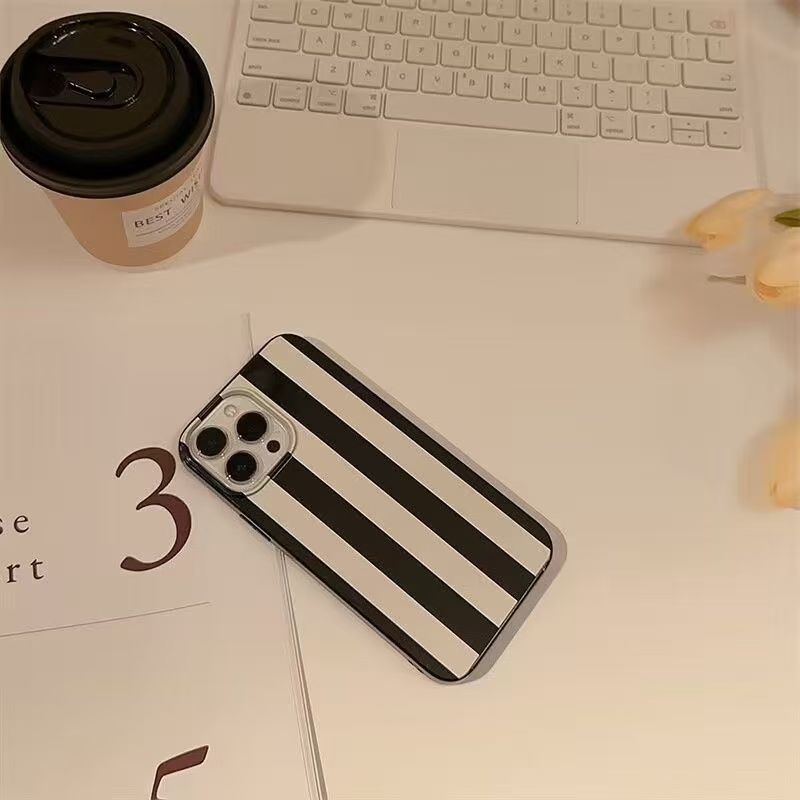 Klein, fris design telefoonhoe - Phone Cases Designer recensie en prijs