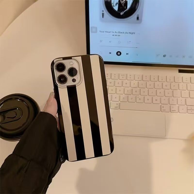 Klein, fris design telefoonhoe - Phone Cases Designer recensie en prijs